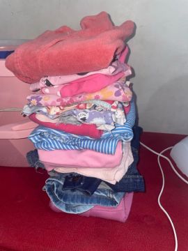 Doação de roupa de menina de 2 e 3 anos