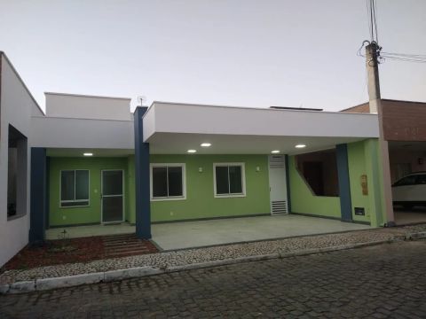 Aluguel casa com 3/4 um suite - Condomínio Vila Paradiso 