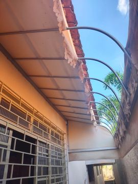 Armação de toldo 