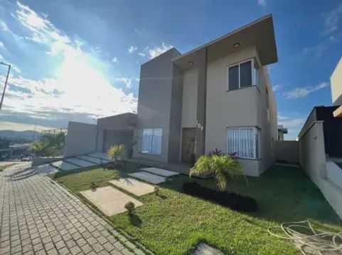 Casa - Condomínio Mônaco - Urbanova - 4 Dormitórios - 300m².