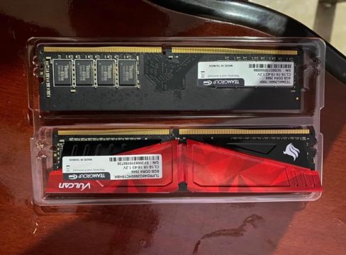 2x Memórias RAM DDR4 2666Mhz TeamGroup Vulcan
