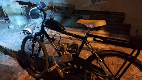 Bicicleta motorizada com motor novo 80cc