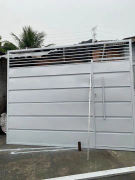 Portão galvanizado de correr