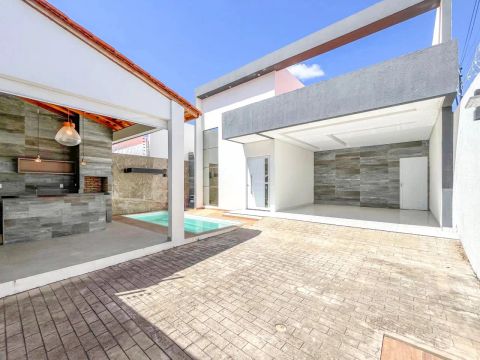 Casa em Timon com 3 Suítes TR189098 THE - 14E12KQ