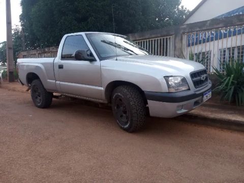 Vendo S10 cabine simples turbo diesel 