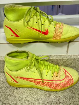 Chuteira Nike Mercurial cano alto Society 37 ótimo estado 