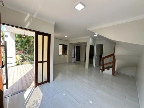 Casa em Condomínio para Venda em Salvador, Itapuã, 3 dormitórios, 1 suíte, 4 banheiros, 2 