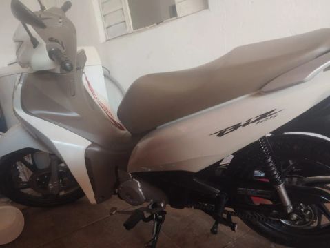 BIZ 125 