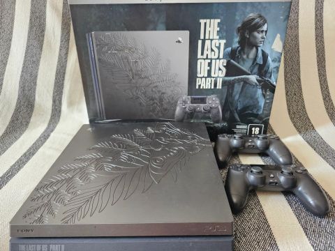 Playstation 4 The Last of Us Part II Edição Limitada