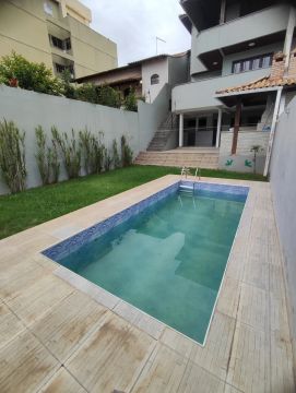 Casa na Riviera c/ 3qts, send 1 suíte, 4brs, 2vgs, amrs plnjds, hidro, churrqr, piscn,