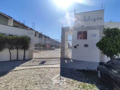 Casa de condomínio para aluguel tem 90 m² com 3 quartos Lagoa Redonda- Fortaleza