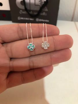 Colar trevo feminino