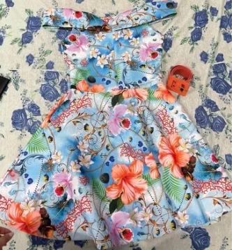 Vestido Floral Off-Shoulder