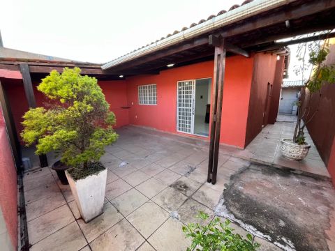 Casa a Venda com 3 quartos - Osman Loureiro