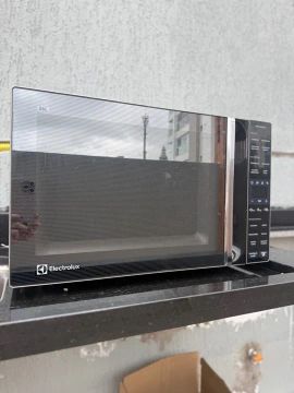 Microondas Electrolux ME36L 36 litros