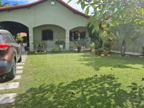 Casa para Venda em Saquarema, Itaúna, 4 dormitórios, 2 suítes, 3 banheiros, 1 vaga