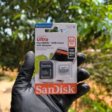 Cartão de Memória SanDisk 64GB com Adaptador