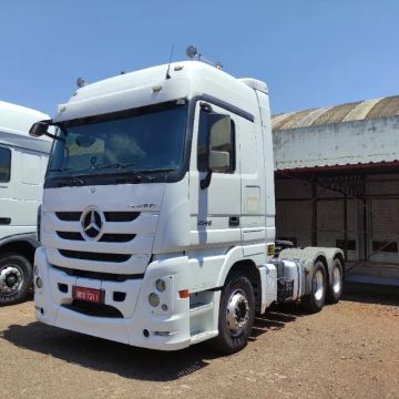 MB 2546 Mega Space 6x2 