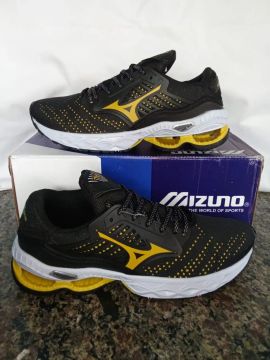 Tênis Mizuno Wave Prophecy 10 Masculino Preto e Amarelo