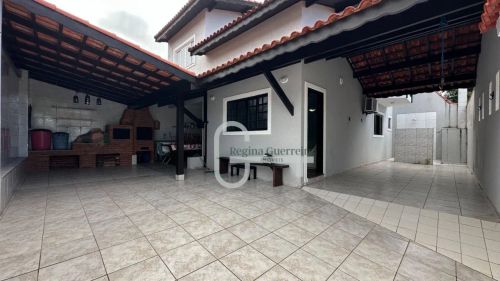 Casa com 3 dormitórios à venda, 137 m² por R$ 520.000,00 - Cidade Nova Peruibe - Peruíbe/S