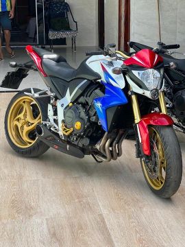   CB1000 ?Capitão América?  