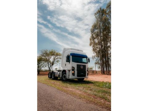 Vw 25.360 6x2 2022- IPVA e Tanque Cheio Pago