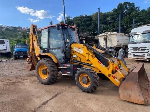 Retro Escavadeira JCB 2020