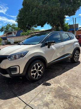 Renault Captur intense 2.0 completa e super conservada!