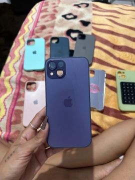 Capas para iPhone 13/14 - várias cores
