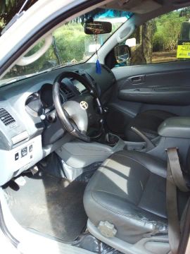 Vendo ou troco Caminhote Hillux 2009 Gasolina 
