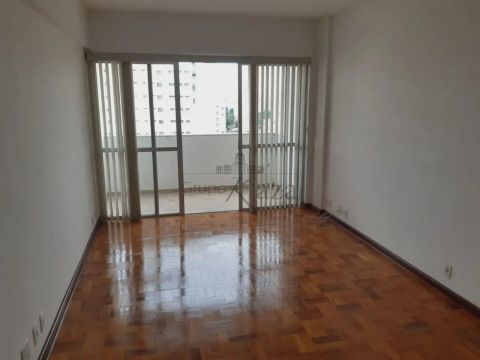 Apartamento 3 dormitórios Vila Ady'Ana