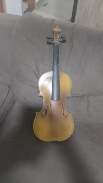 Violino em ótimo estado