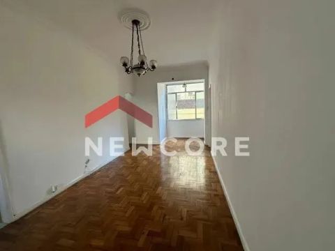 Apartamento em Rua Pedro Américo - Catete - Rio de Janeiro/RJ
