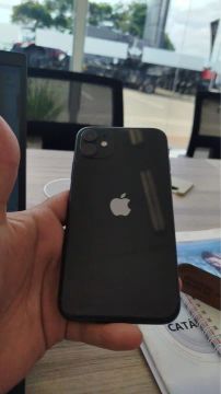 iPhone 11 Preto 128GB - Novo