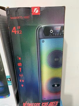 Caixa de Som Bluetooth e 200 Wats 