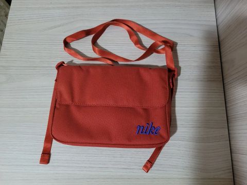Bolsa Nike Transversal Vermelha
