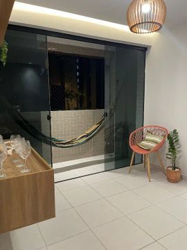 QUARTO EM APARTAMENTO NO JARDIM OCEANIA