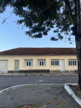 3 Casas e 1 Ponto comercial na Vila do Riacho