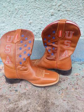 Bota original VAKARONY N° 41.