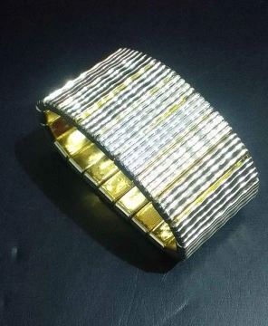 Pulseira dourada