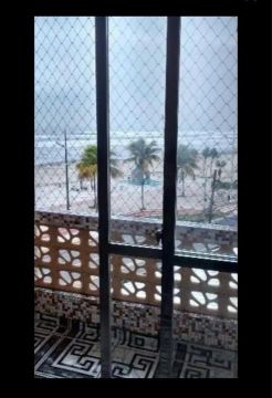 Praia Grande sacada vista mar
