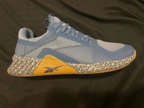 Tênis Reebok Novo 44