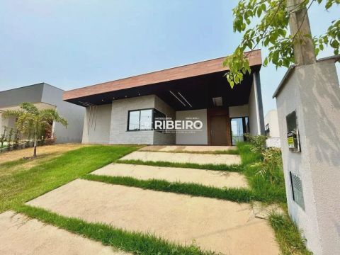 Imóvel para venda com 158 metros quadrados com 3 quartos em Aponiã - Porto Velho - RO