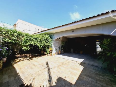 Casa de 195m² com edícula à venda - Jardim Irajá