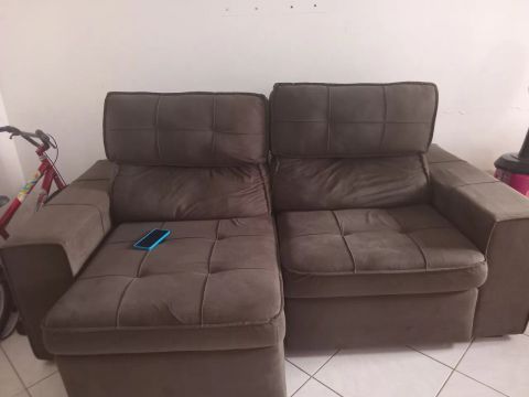 Vendo sofá reclinável 3 lugares 