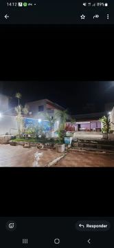 Aluga-se granja