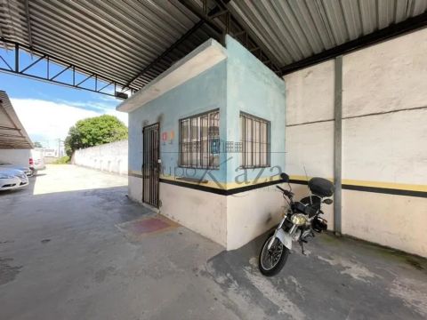 Terreno Comercial - Estacionamento - Centro - 910m².