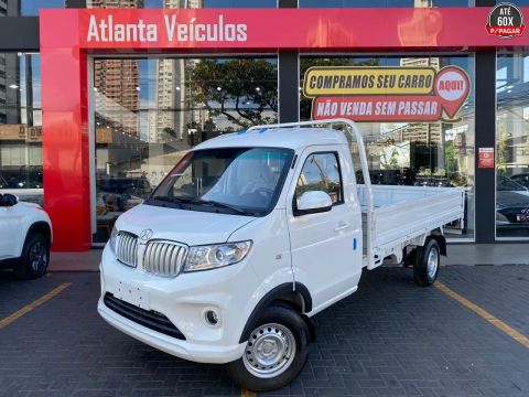 Shineray Tlux 2025 1.6 gasolina manual