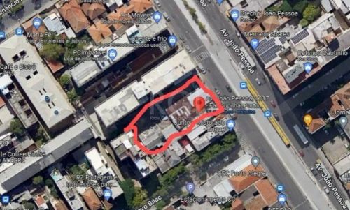 Vende-se Prédio Comercial em localização impar, em avenida movimentada, grande fluxo de pe