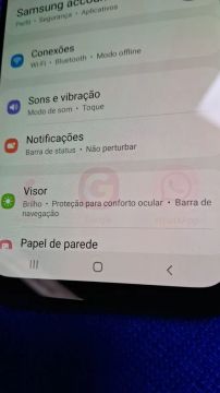 CELULAR EM BOM ESTADO